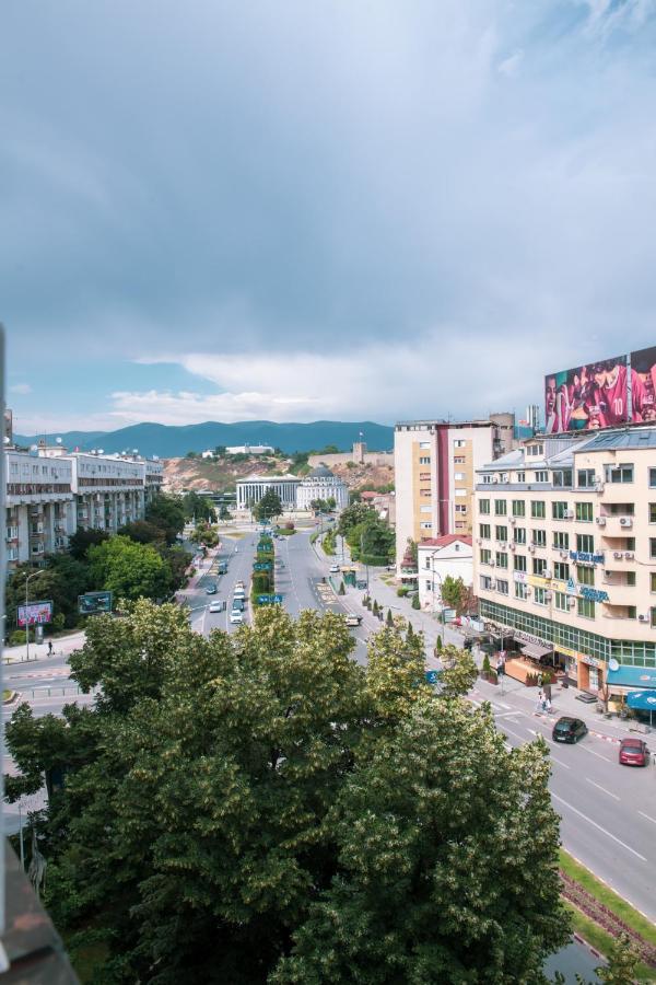 5 Star Central Studio Skopje Eksteriør billede