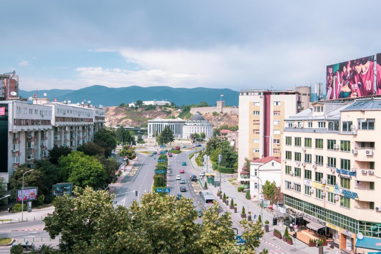5 Star Central Studio Skopje Eksteriør billede